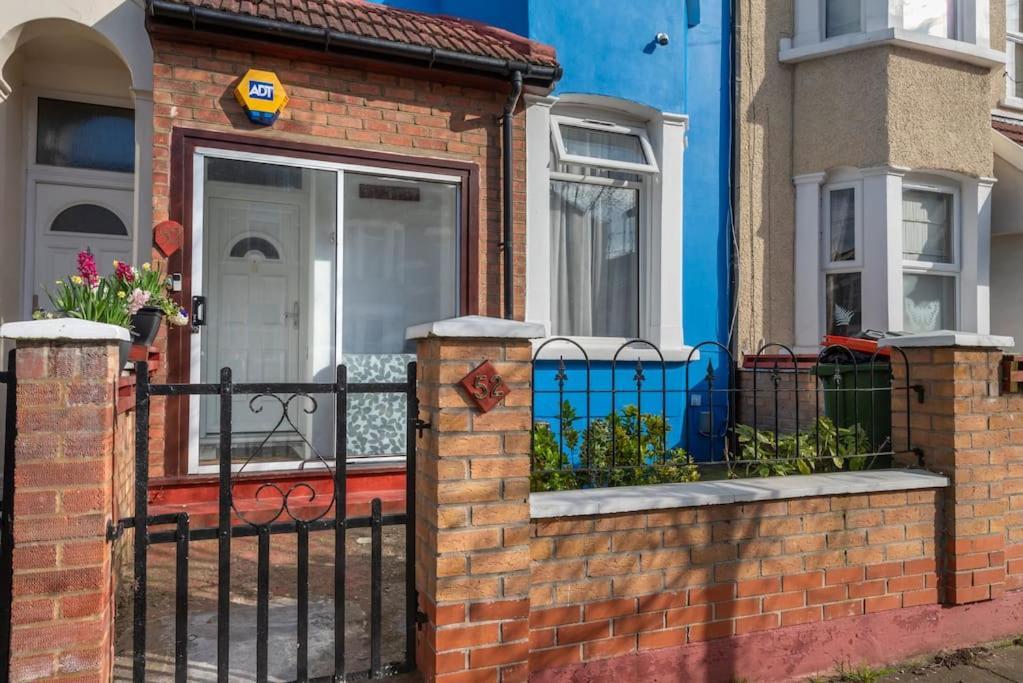 Apartament Stunning 3-bed House Londra