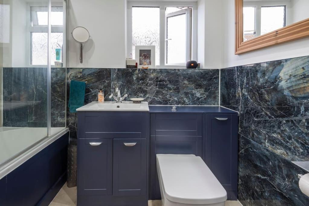 Stunning 3-bed House Londra