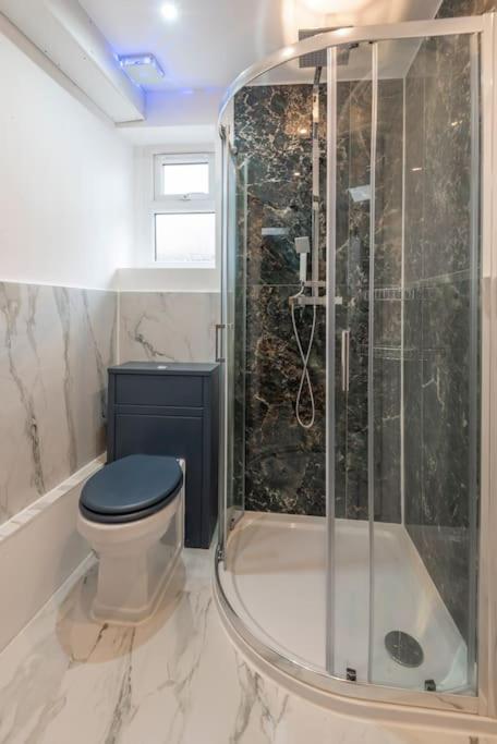 Apartament Stunning 3-bed House Londra